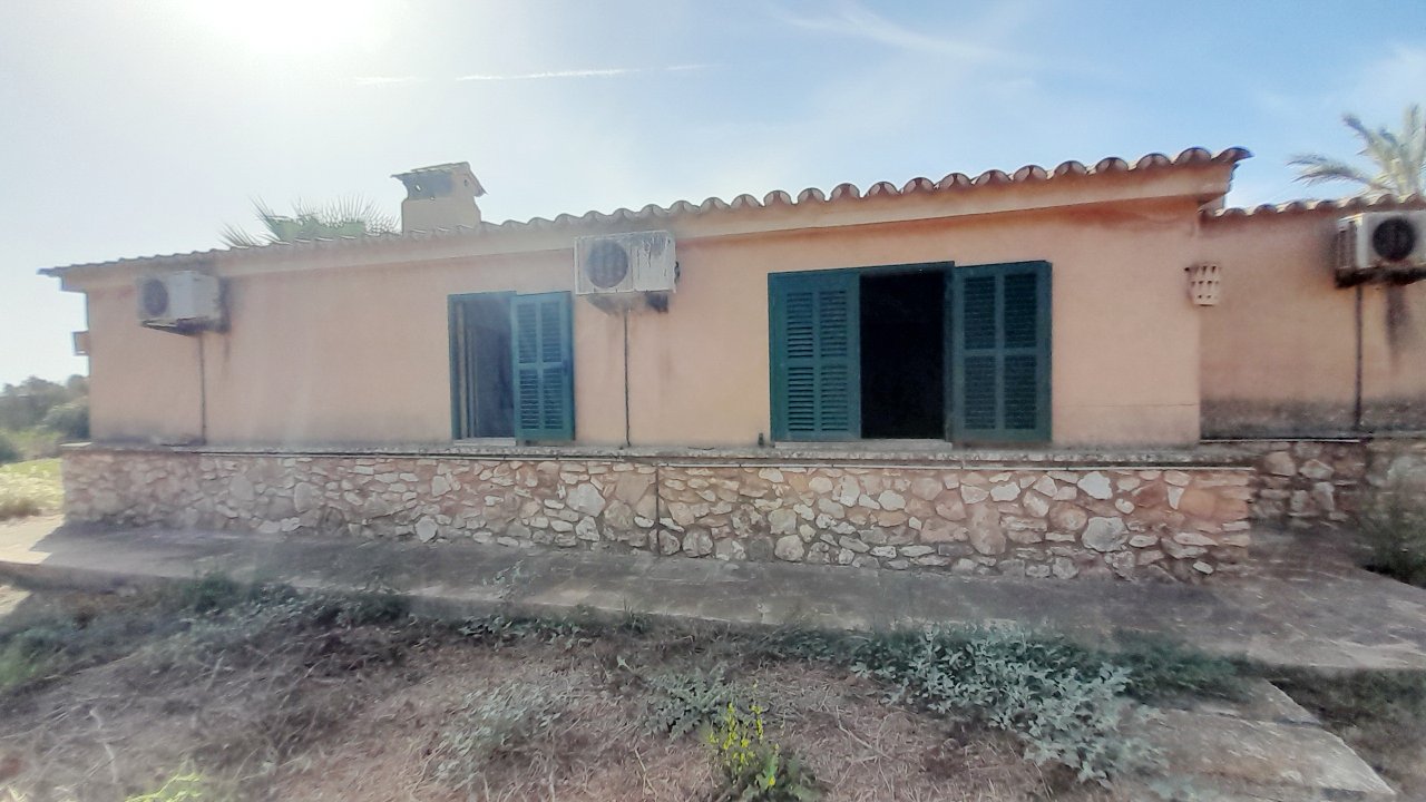 Charmante Parterrefinca mit Pool. Heizung und Grundstück bei Es Llombards - Santanyi-F 95