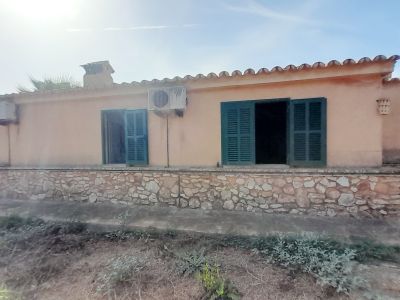 Charmante Parterrefinca mit Pool. Heizung und Grundstück bei Es Llombards - Santanyi-F 95