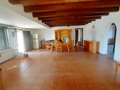 Charmante Parterrefinca mit Pool. Heizung und Grundstück bei Es Llombards - Santanyi-F 95