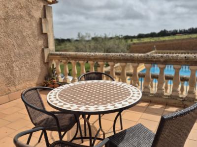 Charming Rustic House with Pool – Temporary Winter Rental