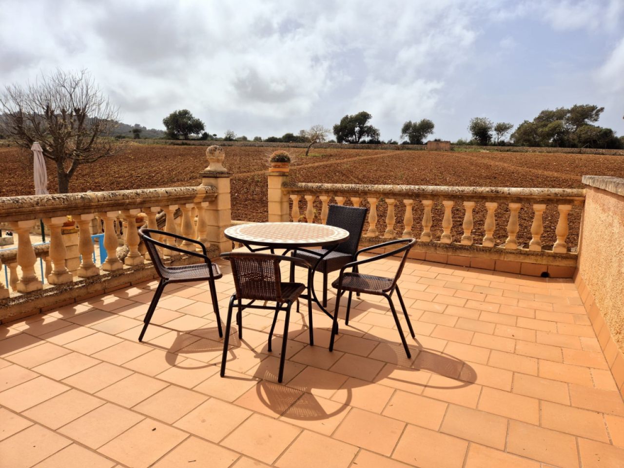 Charming Rustic House with Pool – Temporary Winter Rental