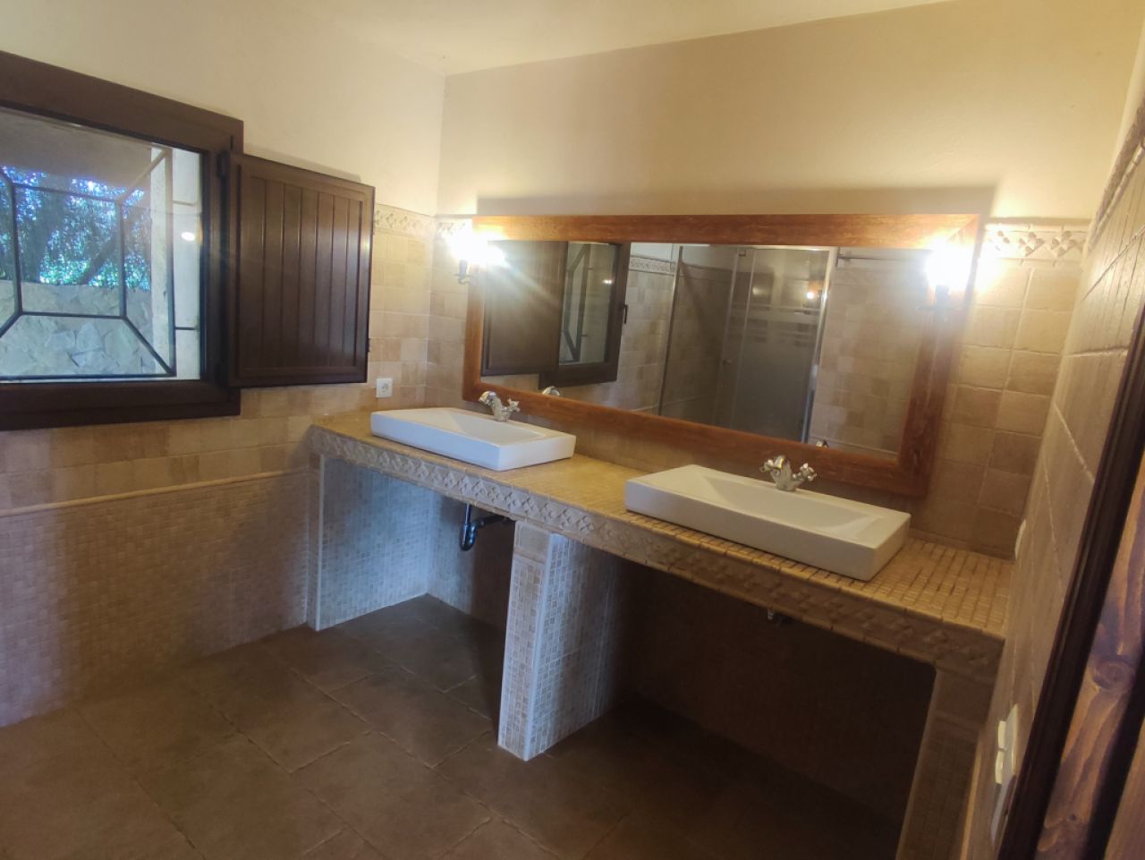 Charmantes Landhaus aus Stein auf großem Grundstück im Raum Inca