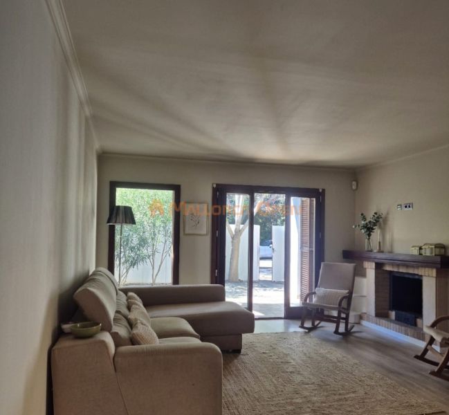 Charmantes Reihenhaus in der besten Wohngegend von Porto Cristo