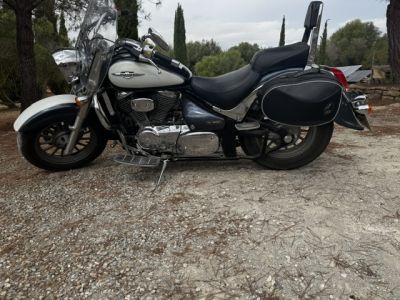 Chopper Suzuki VL800C