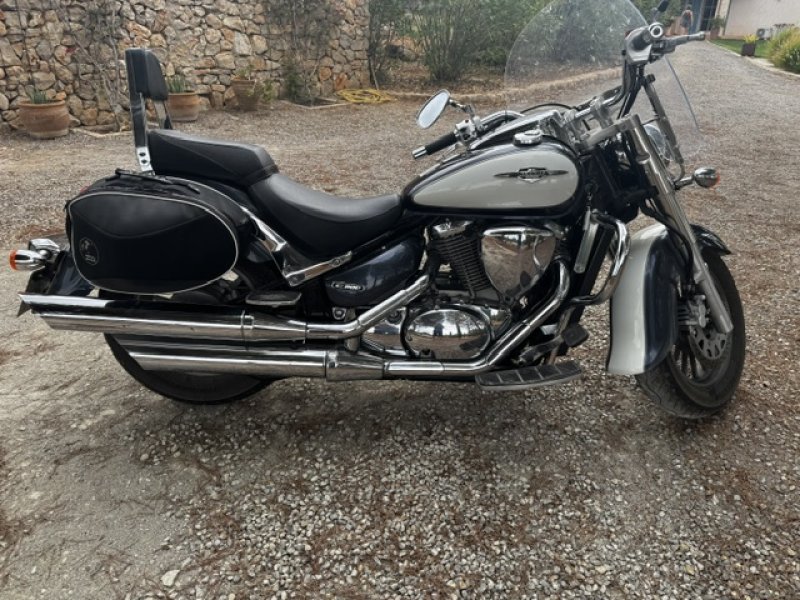 Chopper Suzuki VL800C