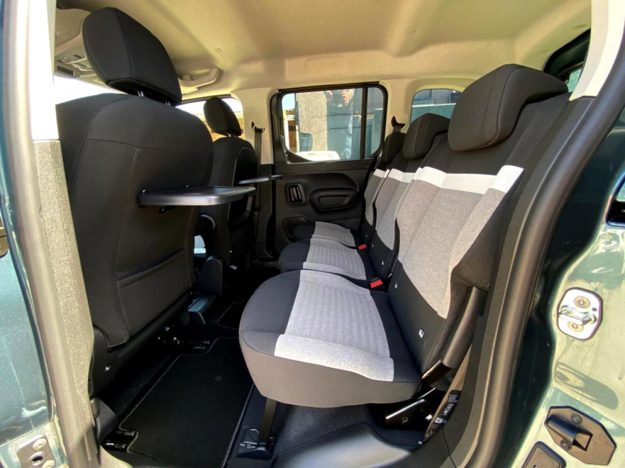 Citroën Berlingo Talla M BlueHDI 100 S&S Plus 5P