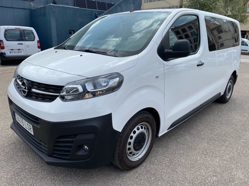 Citroën Jumpy Combi 6 Sitze 120 PS
