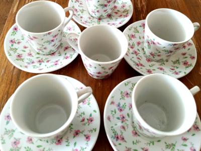 Coffee Time by NAHUEL HOME