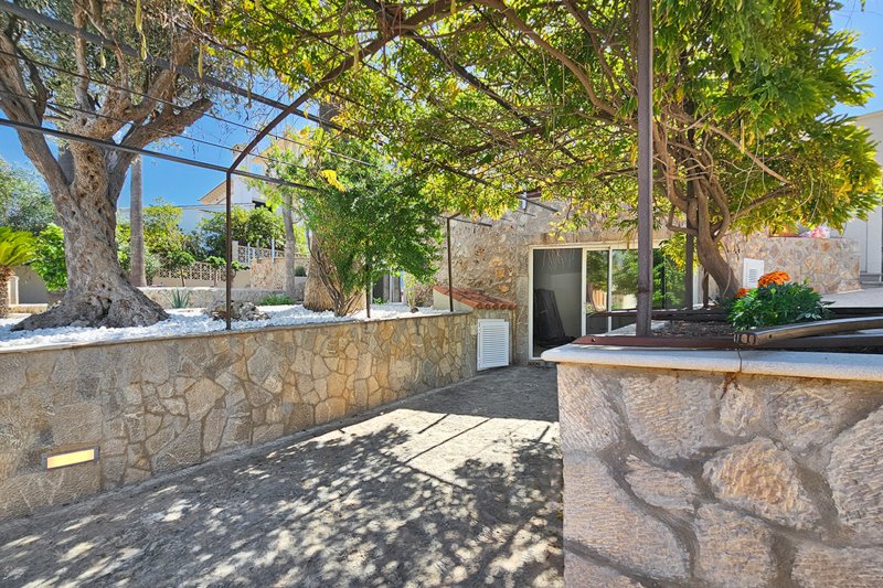 Colònia de Sant Pere: Casa moderna cerca del puerto  Piscina, apartamento independiente y licencia de alquiler vacacional