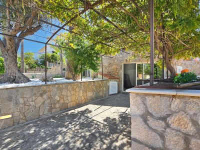 Colònia de Sant Pere: Casa moderna cerca del puerto  Piscina, apartamento independiente y licencia de alquiler vacacional