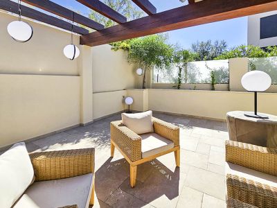 Colònia de Sant Pere: Casa moderna cerca del puerto  Piscina, apartamento independiente y licencia de alquiler vacacional