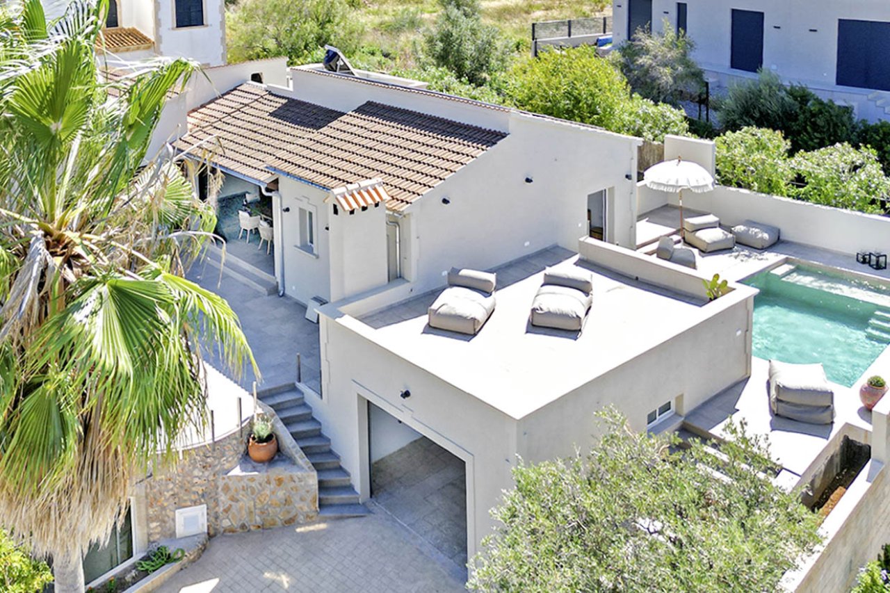 Colònia de Sant Pere: Casa moderna cerca del puerto  Piscina, apartamento independiente y licencia de alquiler vacacional