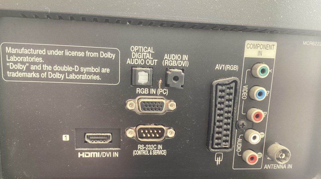 Computer Monitor TV 32 Zoll Modell LG 32LD450 - ZA, Standort Font de Sa Cala