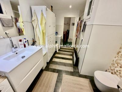 COSTA DE LA CALMA: Komplett sanierte ERDGESCHOSS-WOHNUNG mit 1 SZ in ruhiger Hausgemeinschaft