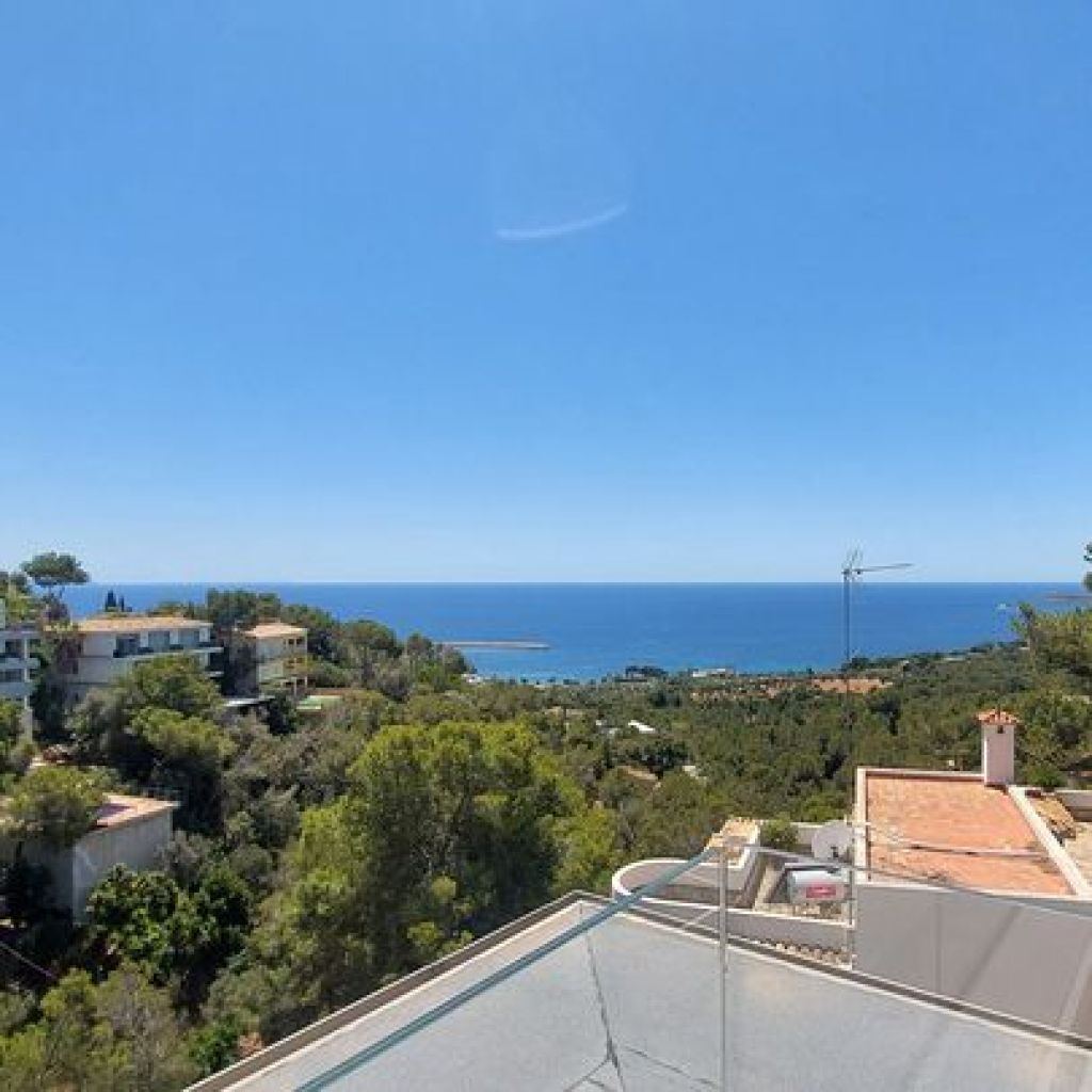 Costa del Blanes- Herrliche Villa mit Meerblick neu saniert