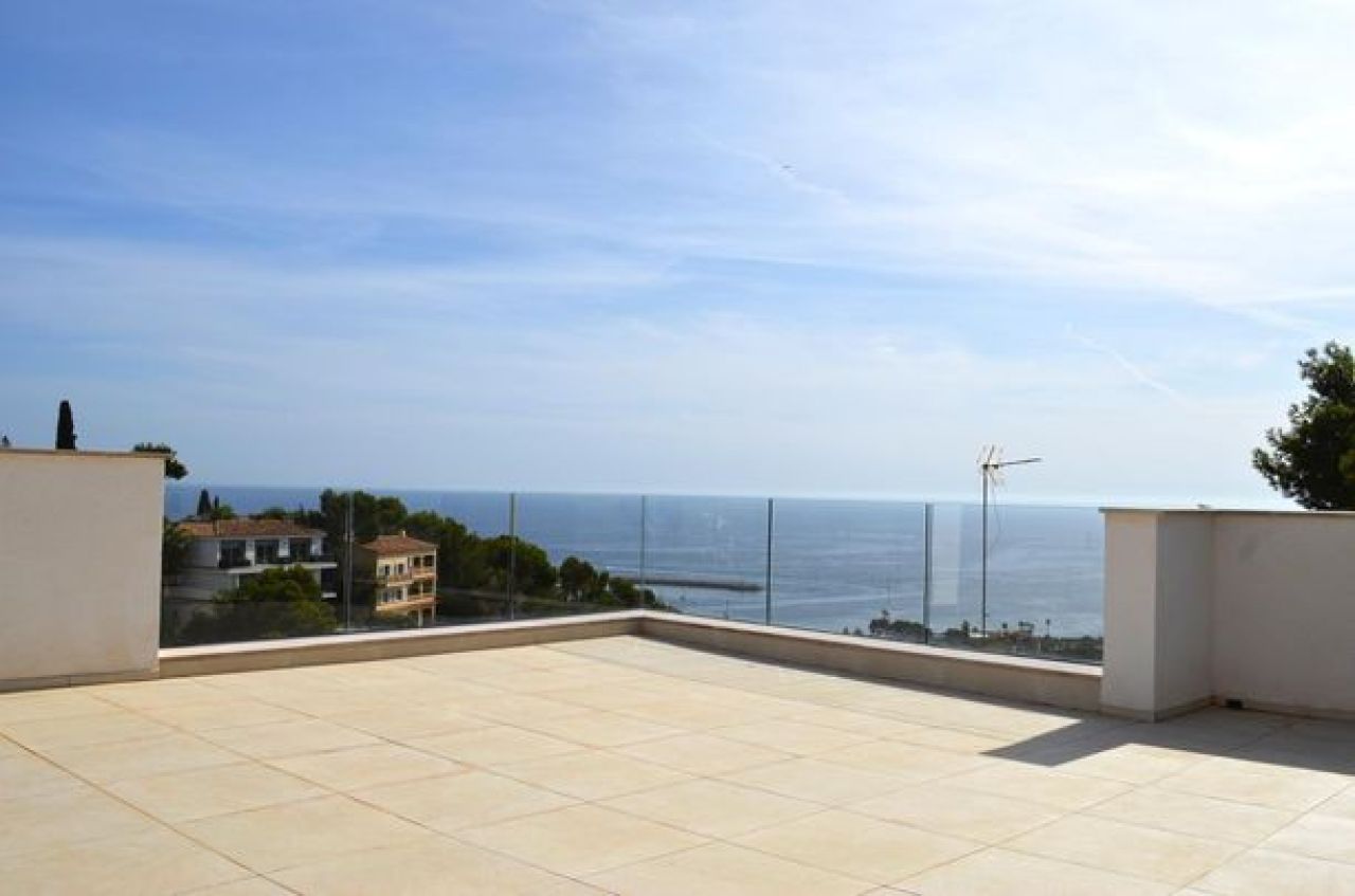 Costa del Blanes- Herrliche Villa mit Meerblick neu saniert
