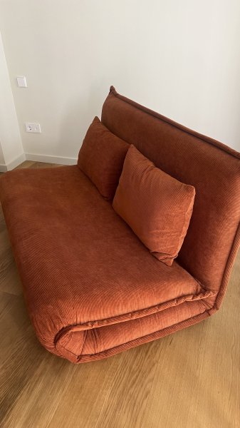Pull-out sofa