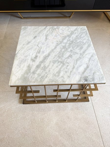 Couchtisch Marmor mit Goldgestell 55 x 55 cm