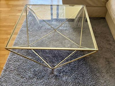 Mesa de centro con tapa de cristal (color dorado - ZARA Home)