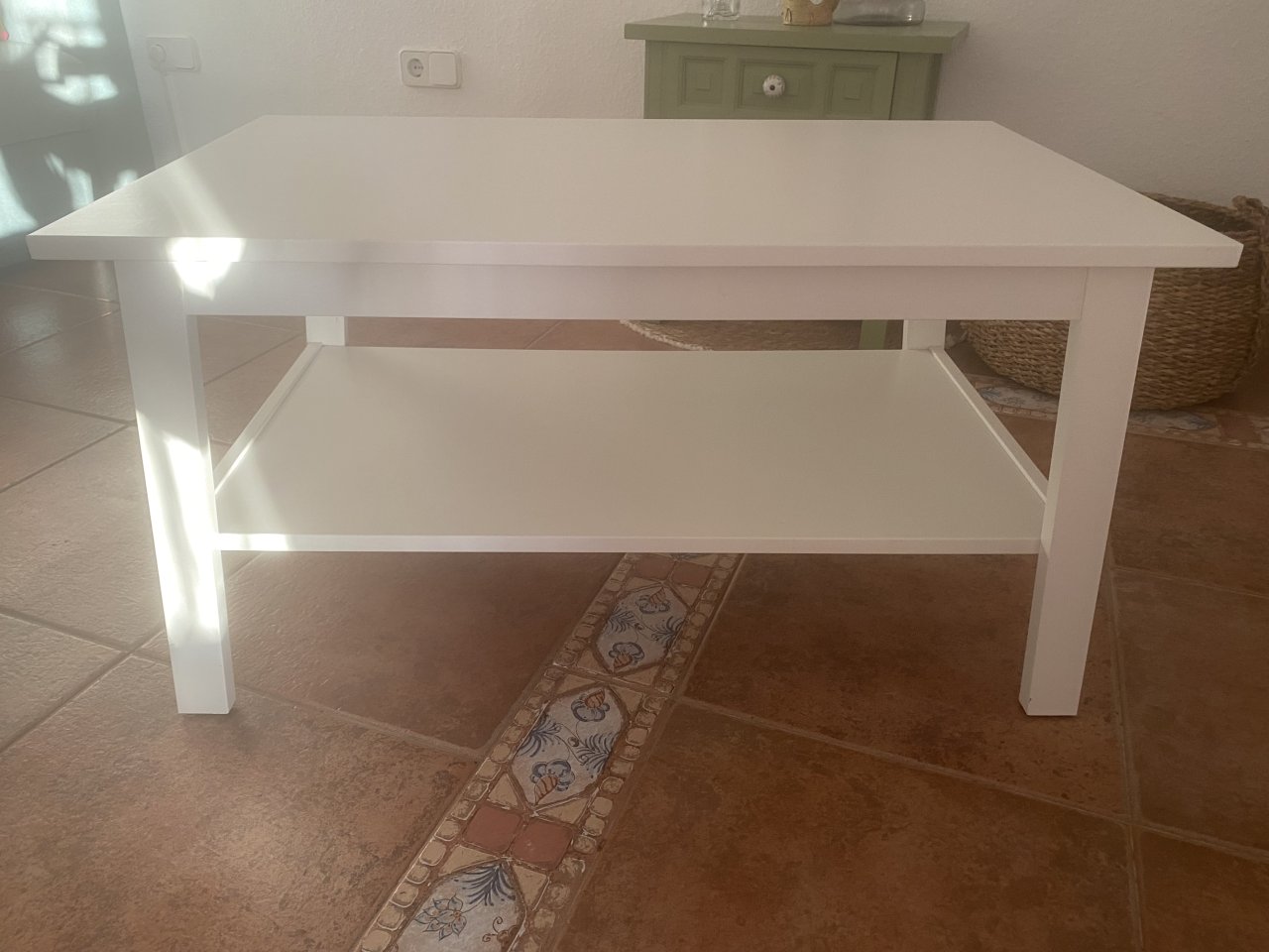 Couchtisch weiß