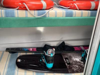 Cranchi Mediterranee 12 Meter Motoryacht mit Kabine 2 Volvo Diesel