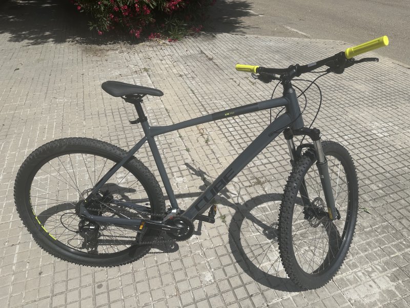 Cube Fahrrad nagelneu