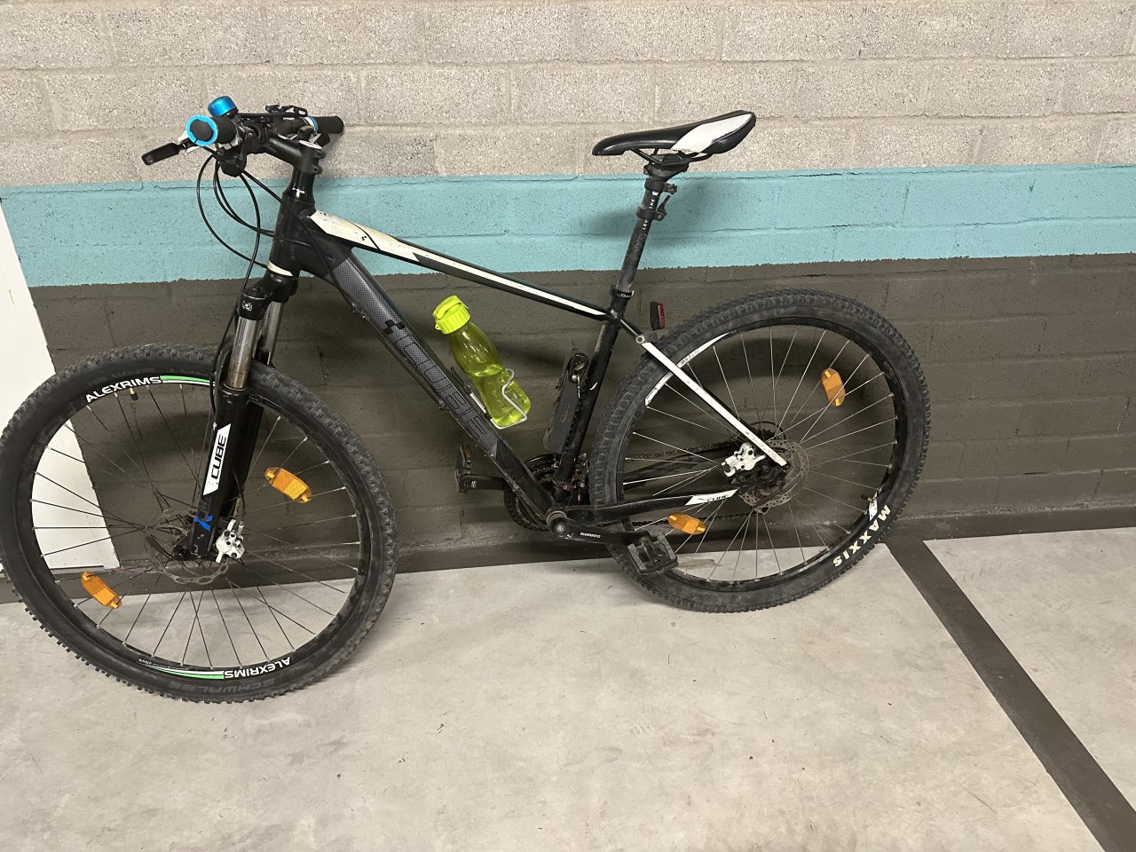 Bicicleta de montaña Cube a buen precio en Palma