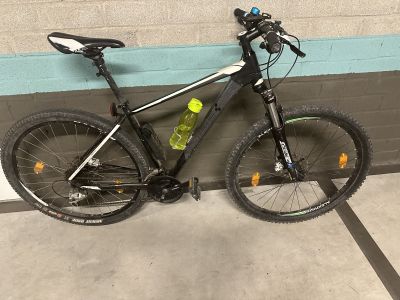 Bicicleta de montaña Cube a buen precio en Palma