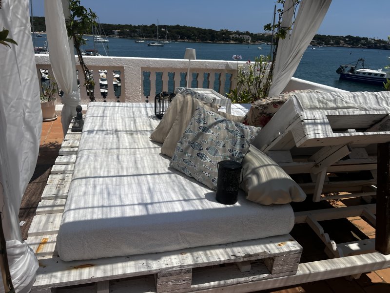 Custom Daybed
