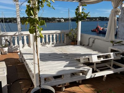 Custom Daybed