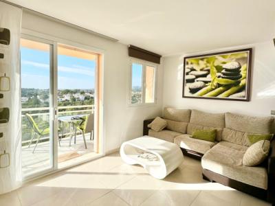Top-floor apartment in Cala Domingos