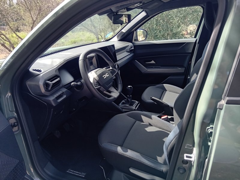 Dacia Duster Expression ECO-G 120 4x2 zu verkaufen