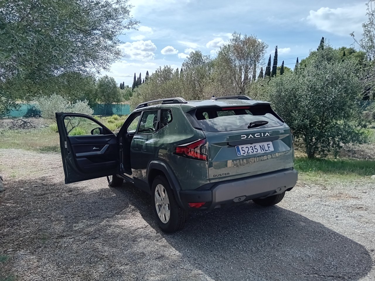Dacia Duster Expression ECO-G 120 4x2 zu verkaufen