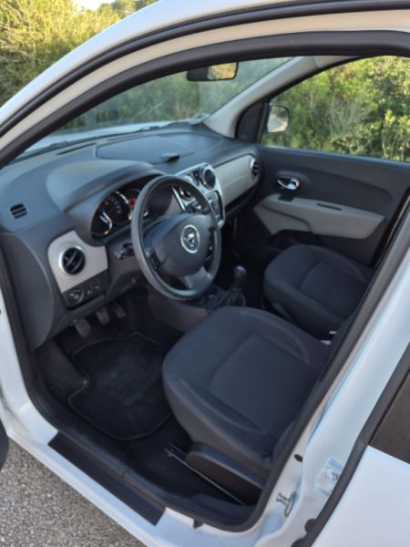 Dacia Lodgy Lauréate dCi 90 ec - ITV NUEVA