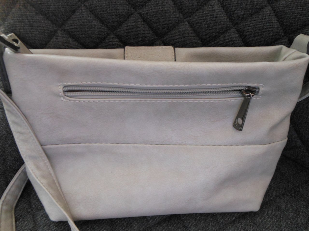 Damen- Handtasche ..Fb. grau ...25 x 17 cm