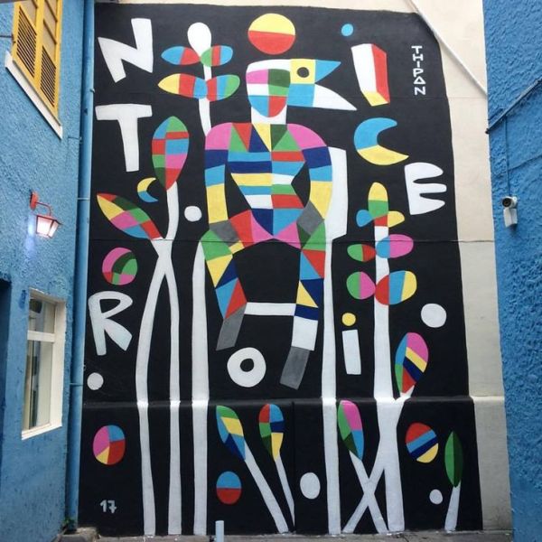 "Your space has more potential than you think." I make visible what others overlook.