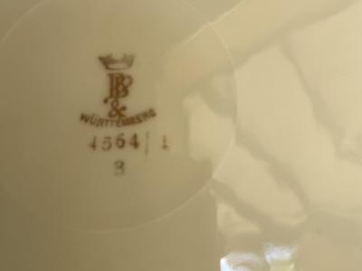 Decorative dessert plates from the 1950s