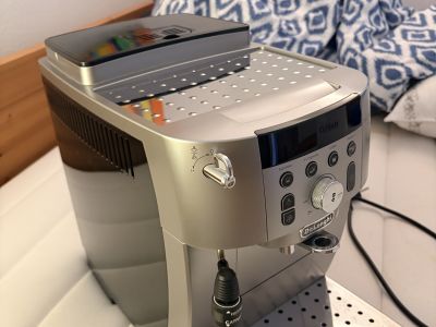 Cafetera automática Delonghi