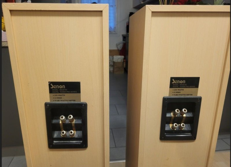 Denon Stand-Lautsprecher