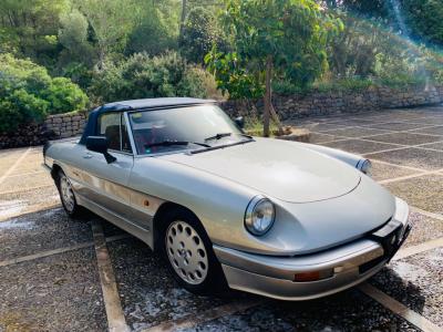 El icónico coche clásico ALpha Spider 1986 en venta