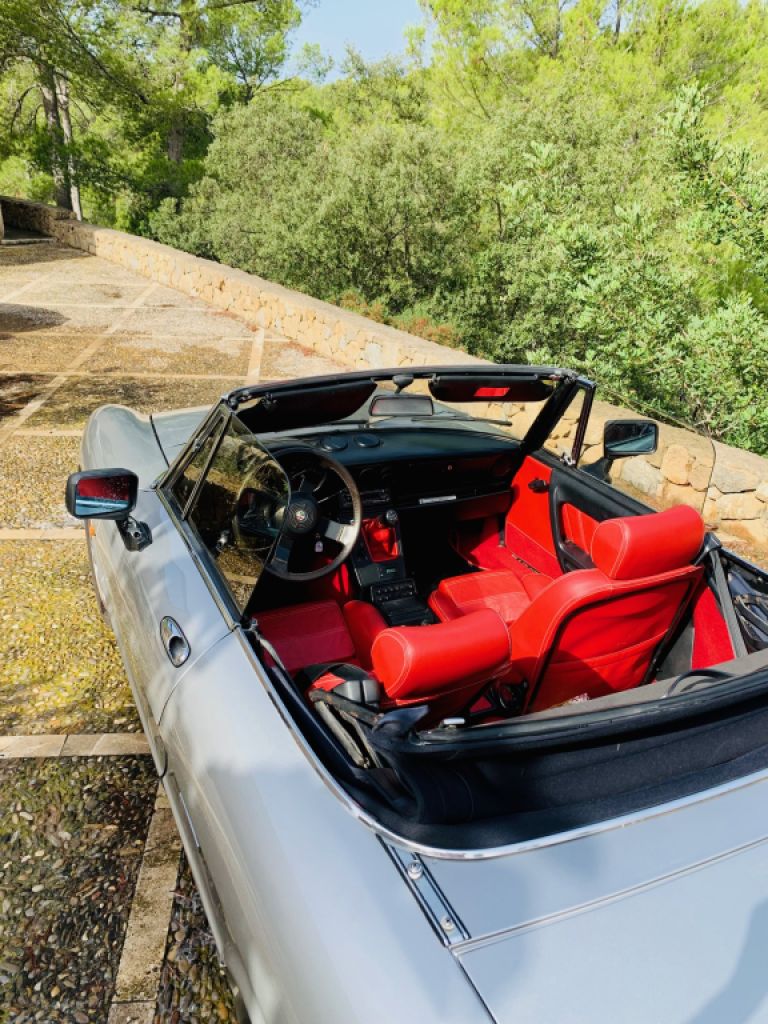 El icónico coche clásico ALpha Spider 1986 en venta