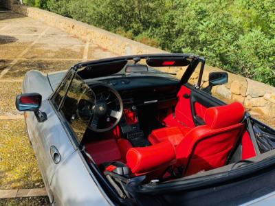 El icónico coche clásico ALpha Spider 1986 en venta