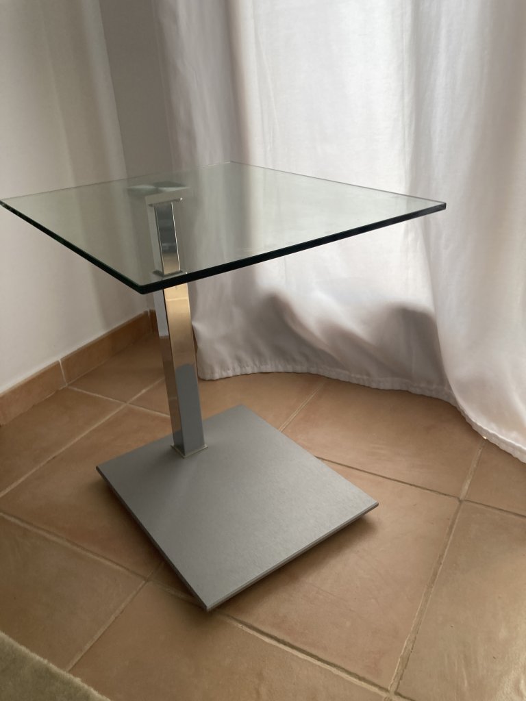 Design Beistelltisch Hohenverstellbar