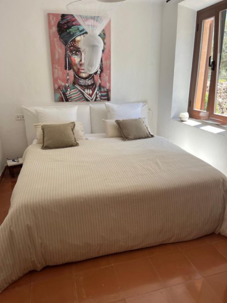 Design Bett in Sommerleinen