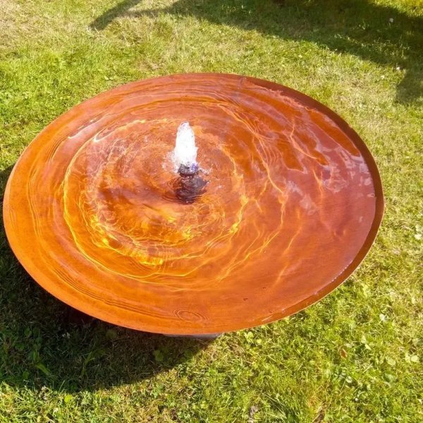 Fuente de diseño Acero Corten real incl. bomba y iluminación blanco cálido