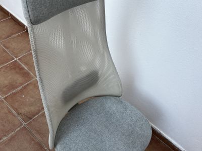 Design Bürostuhl mit Netzrücken