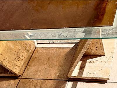 Design-Couchtisch 70er/80er Postmodern – Beton & Rauchglas – 3-in-1 Design