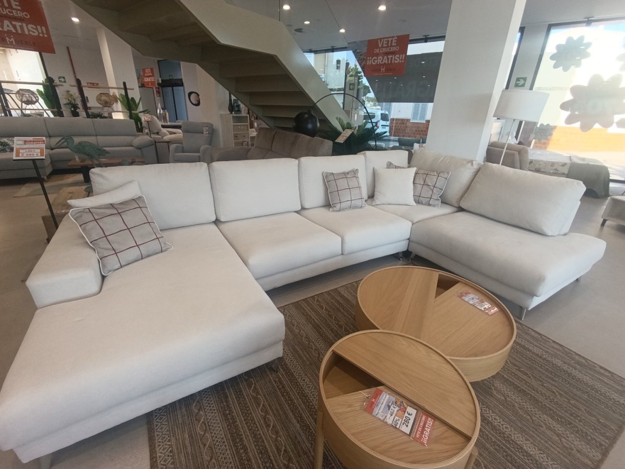 Designer Couch Fast Neu (3 Monate alt) Rechnung vorhanden von Hipermueble in Manacor NP 3500,00€