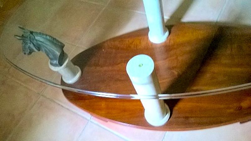 Designer Horse Couchtisch, Holz, Kristall, Bronze Motive, Mamorsäulen