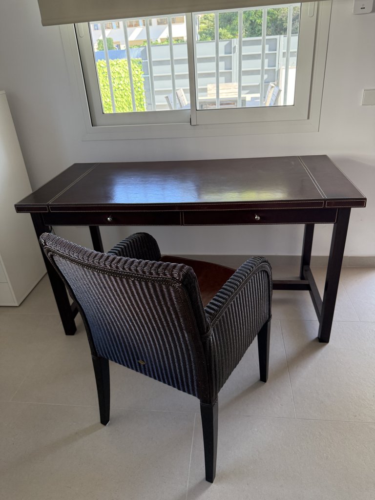 Designer Lederschreibtisch Ernest